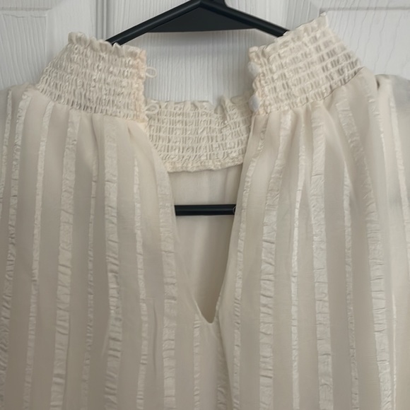 White High neck top - Picture 3 of 4